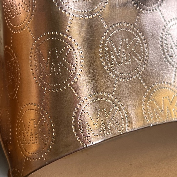 NWOT Michael Kors 8.5 Rose Gold Open Peep Toe Wood High Heel Sandals - Picture 6 of 9